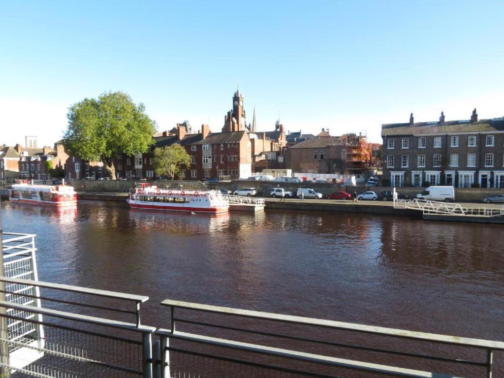 3 Emperors Wharf With Stunning River Views - York, York
